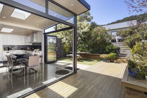 Photo of property in 13 Porritt Avenue, Mount Victoria, Wellington, 6011