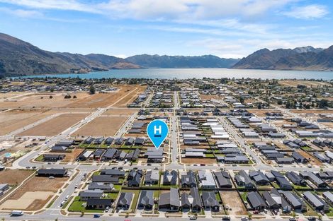Photo of property in 28 Dunn Street, Lake Hawea, 9382