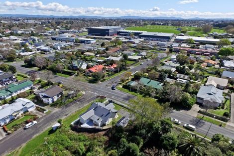 Photo of property in 48 Te Aroha Street, Hamilton East, Hamilton, 3216