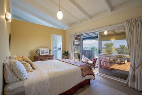 Photo of property in 32 Taipari Avenue, Raglan, 3225