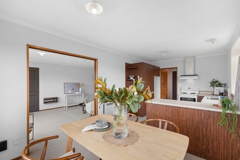 Photo of property in 6a Rolfe Place, Bishopdale, Christchurch, 8053