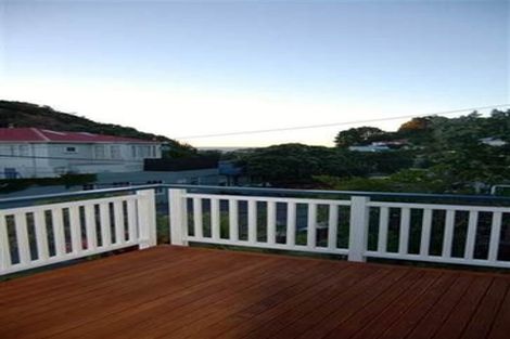 Photo of property in 94 Eden Street, Island Bay, Wellington, 6023
