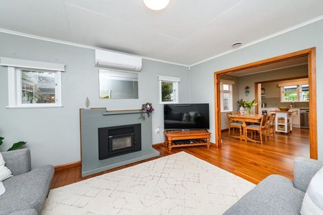Photo of property in 7 Ihle Street, Terrace End, Palmerston North, 4410