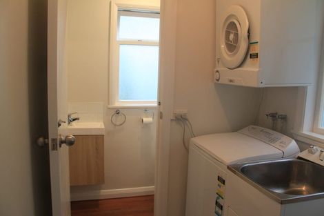 Photo of property in 414 Evans Bay Parade, Hataitai, Wellington, 6021