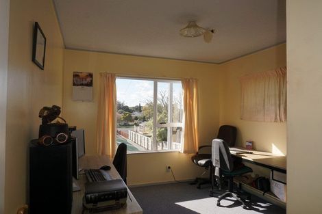 Photo of property in 35b Livingstone Avenue, Nawton, Hamilton, 3200