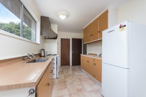 Photo of property in 18 St Catherine Crescent, West Harbour, Auckland, 0618