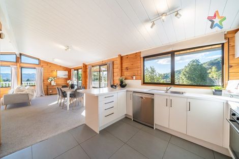 Photo of property in 213a Whites Line East, Waiwhetu, Lower Hutt, 5010