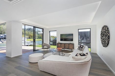 Photo of property in 110 Motu Iti, Pauanui, Hikuai, 3579