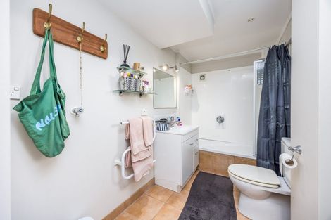 Photo of property in 29 Glencoe Road, Browns Bay, Auckland, 0630