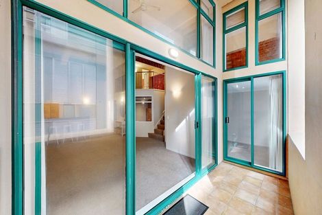 Photo of property in Vicino Apartments, 17/33 Taranaki Street, Te Aro, Wellington, 6011