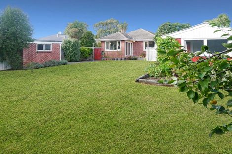 Photo of property in 48 Bevington Street, Avonhead, Christchurch, 8042