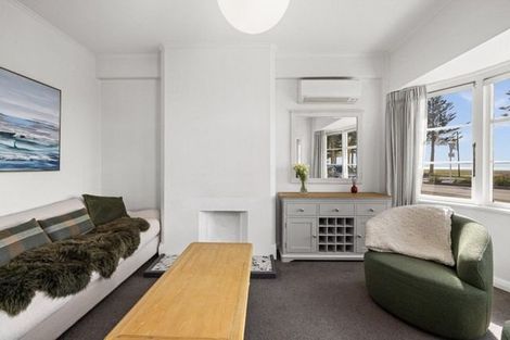 Photo of property in 4/541 Marine Parade, Napier South, Napier, 4110
