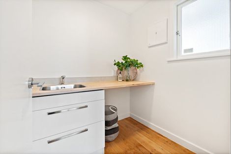 Photo of property in 53a Queen Road, Bellevue, Tauranga, 3110