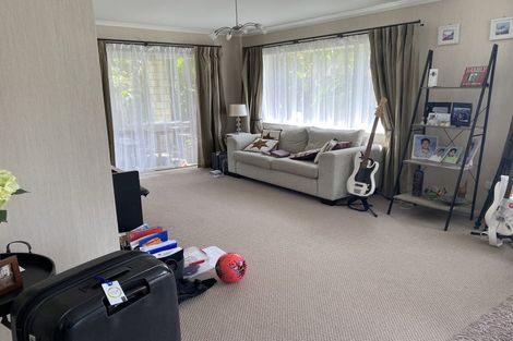 Photo of property in 52 Salford Crescent, Flat Bush, Auckland, 2019