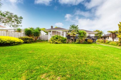 Photo of property in 3 Kaikoura Street, Henderson, Auckland, 0612
