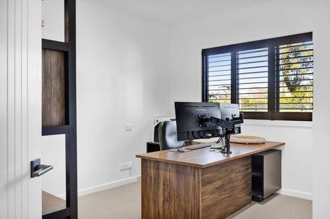 Photo of property in 82 Flint Road, Stratford, 4332