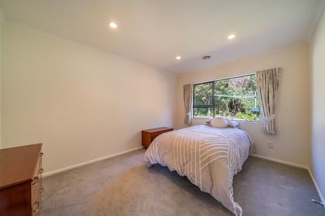 Photo of property in 13 Carlow Grove, Birchville, Upper Hutt, 5018