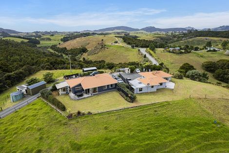 Photo of property in 347 Campbell Road, Parua Bay, Onerahi, 0192