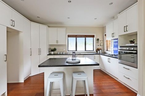 Photo of property in 15a Golding Road, Taradale, Napier, 4112