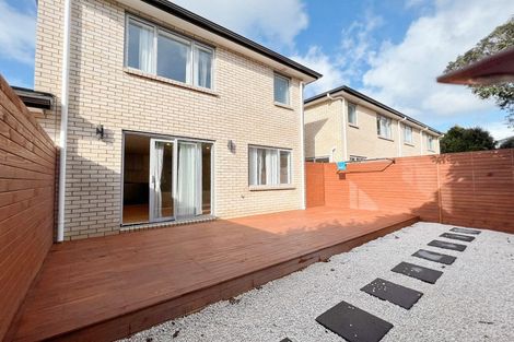 Photo of property in 7 Laurina Road, Sunnynook, Auckland, 0620