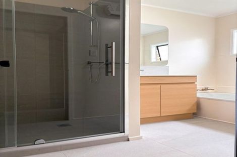 Photo of property in 2/3 Northwick Place, Hillcrest, Auckland, 0627