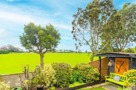 Photo of property in 54 Realm Drive, Paraparaumu, 5032