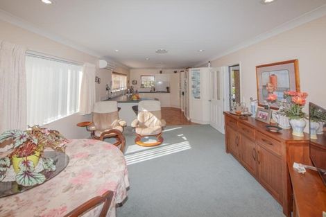 Photo of property in 7 Eastcott Grove, Churton Park, Wellington, 6037
