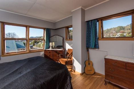 Photo of property in 16 Gorrie Street, Nelson South, Nelson, 7010