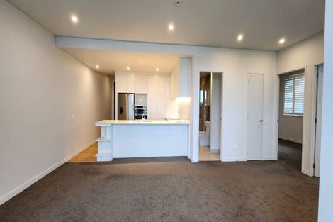 Photo of property in 307/8a Lake Pupuke Drive, Takapuna, Auckland, 0622