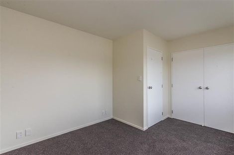 Photo of property in Krisley Court, 15/6 Ambrico Place, New Lynn, Auckland, 0600