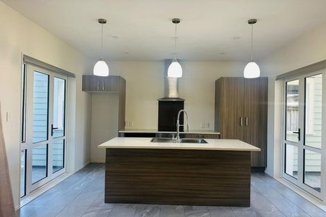 Photo of property in 10 Bellbird Street, Papakura, 2110