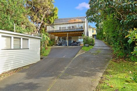 Photo of property in 1/30 Cresta Avenue, Beach Haven, Auckland, 0626