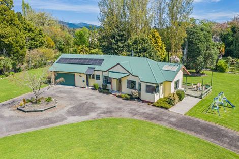 Photo of property in 9 Tui Glen Drive, Levin, 5571