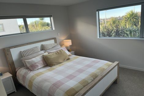 Photo of property in 25 Kakapo Lane, Redwood, Christchurch, 8051