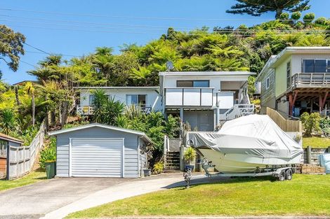 Photo of property in 13 Harbour View Road, Omokoroa, 3114