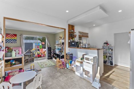 Photo of property in 9 Montgomery Street, Levin, 5510