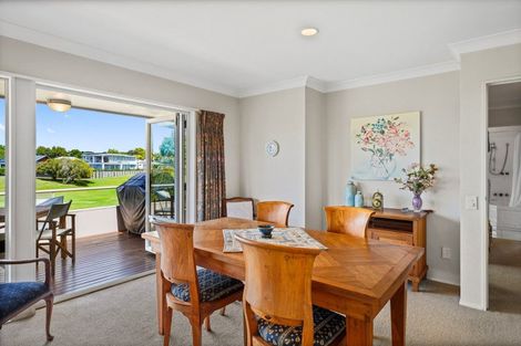 Photo of property in 68 Links View Drive, Omokoroa, 3114
