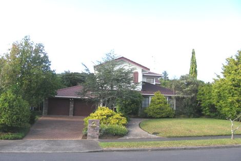 Photo of property in 3 Ravenstone Place, Chatswood, Auckland, 0626
