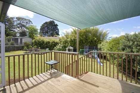 Photo of property in 3 Adams Place, Te Kamo, Whangarei, 0112