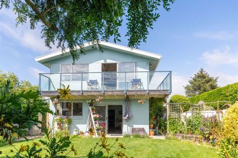 Photo of property in 20a Swindells Road, Waikuku Beach, 7473