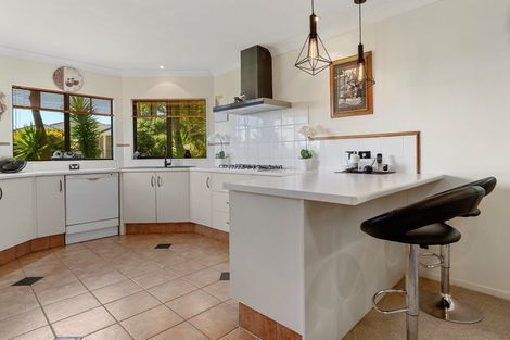 Photo of property in 10 Rochester Place, Bethlehem, Tauranga, 3110