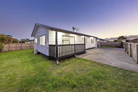 Photo of property in 1/38 Barneys Farm Road, Clendon Park, Auckland, 2103
