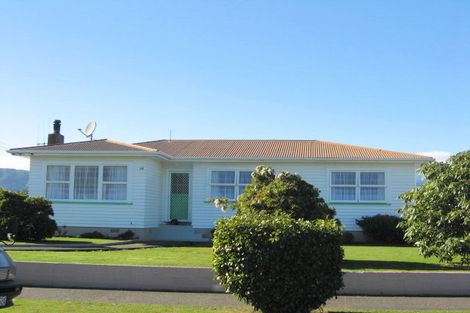 Photo of property in 18 Cobham Street, Levin, 5510
