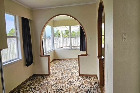 Photo of property in 130 George Street, Hikurangi, 0114