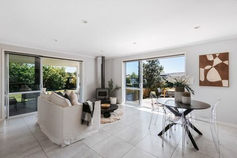 Photo of property in 266 Lakes Boulevard, Pyes Pa, Tauranga, 3112