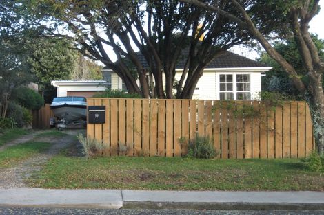 Photo of property in 99 Alexander Road, Raumati Beach, Paraparaumu, 5032