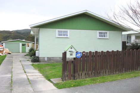 Photo of property in 29 Trelawney Road, Wainuiomata, Lower Hutt, 5014