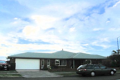 Photo of property in 25 Auckland Road, Greenmeadows, Napier, 4112