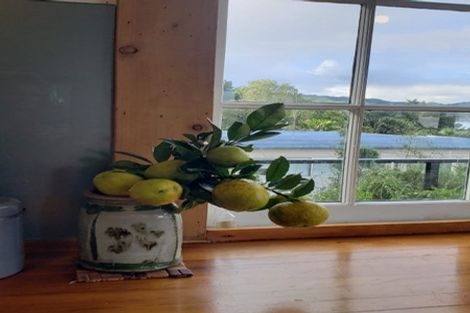 Photo of property in 102 Beach Road, Onerahi, Whangarei, 0110