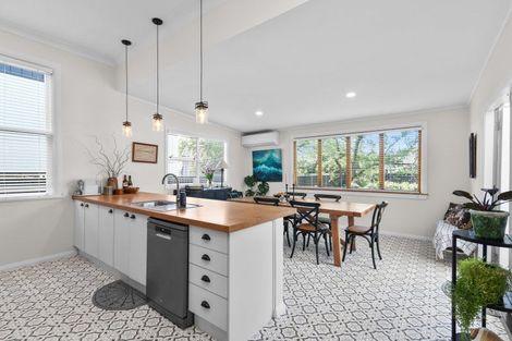 Photo of property in 24 Albert Street, Saint Clair, Dunedin, 9012